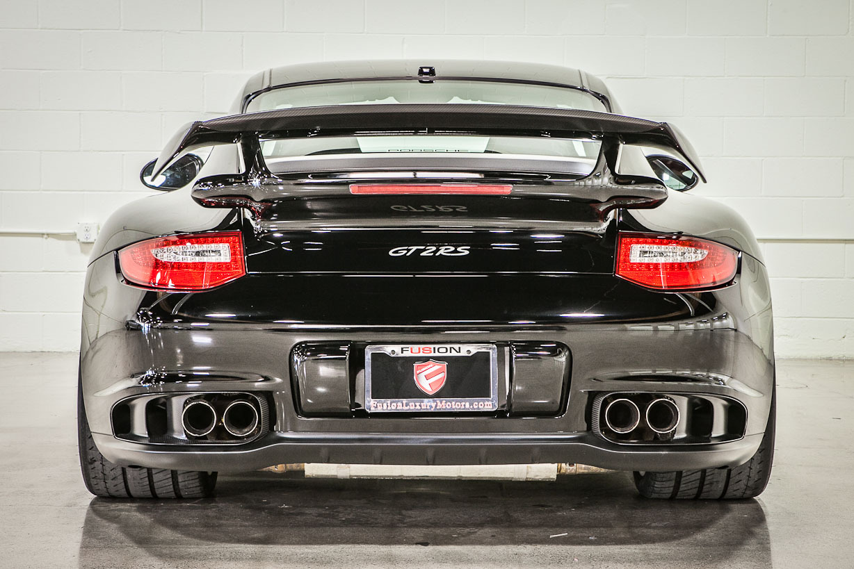 Подтверждена разработка Porsche 911 GT2 RS – дебют в 2018 году