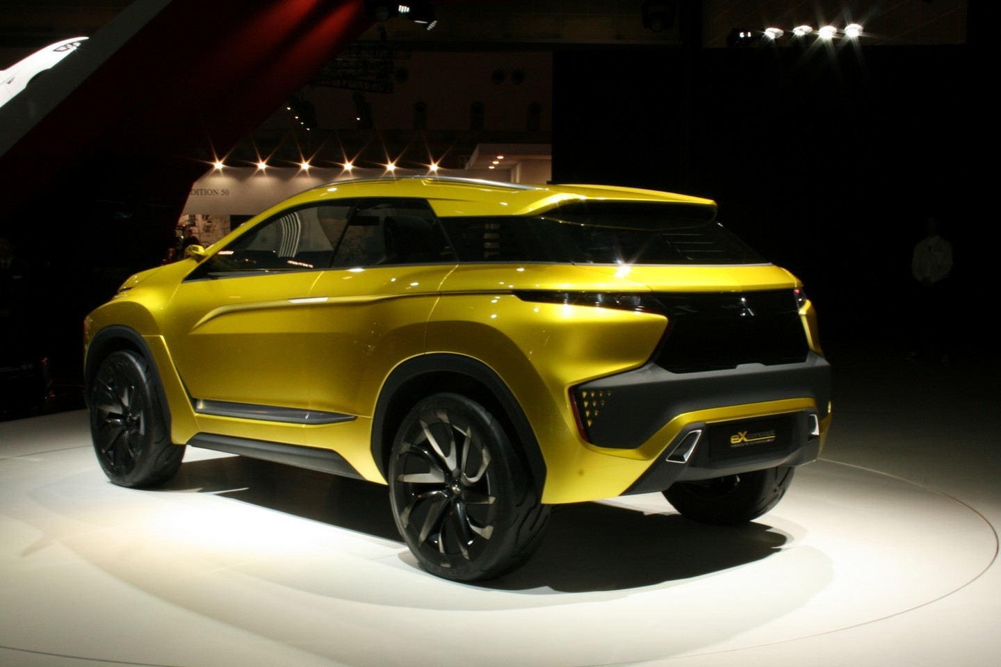 Mitsubishi xE Concept
